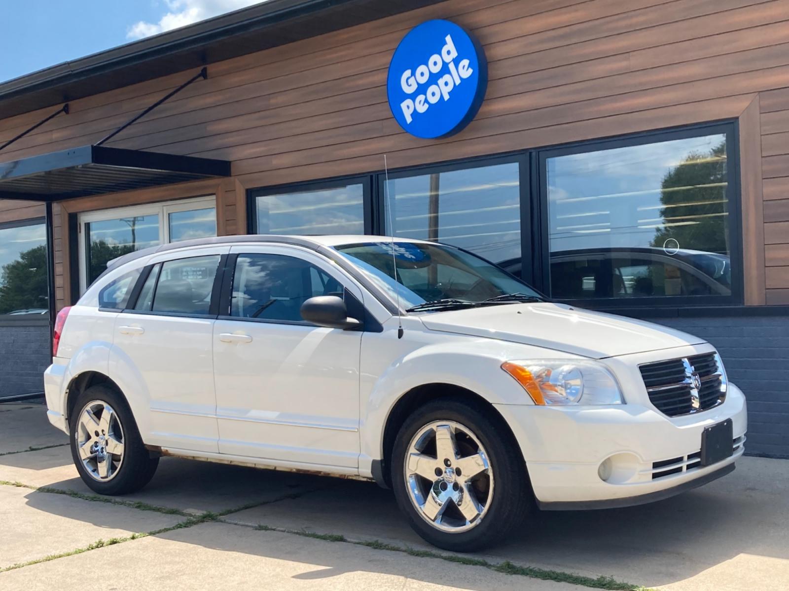 2008 Arctic White Dodge Caliber R/T AWD (1B3HE78K68D) with an 2.4L L4 DOHC 16V engine, CVT transmission, located at 1800 South Ihm Blvd, Freeport, IL, 61032, (815) 232-5543, 42.278645, -89.607994 - Photo #0