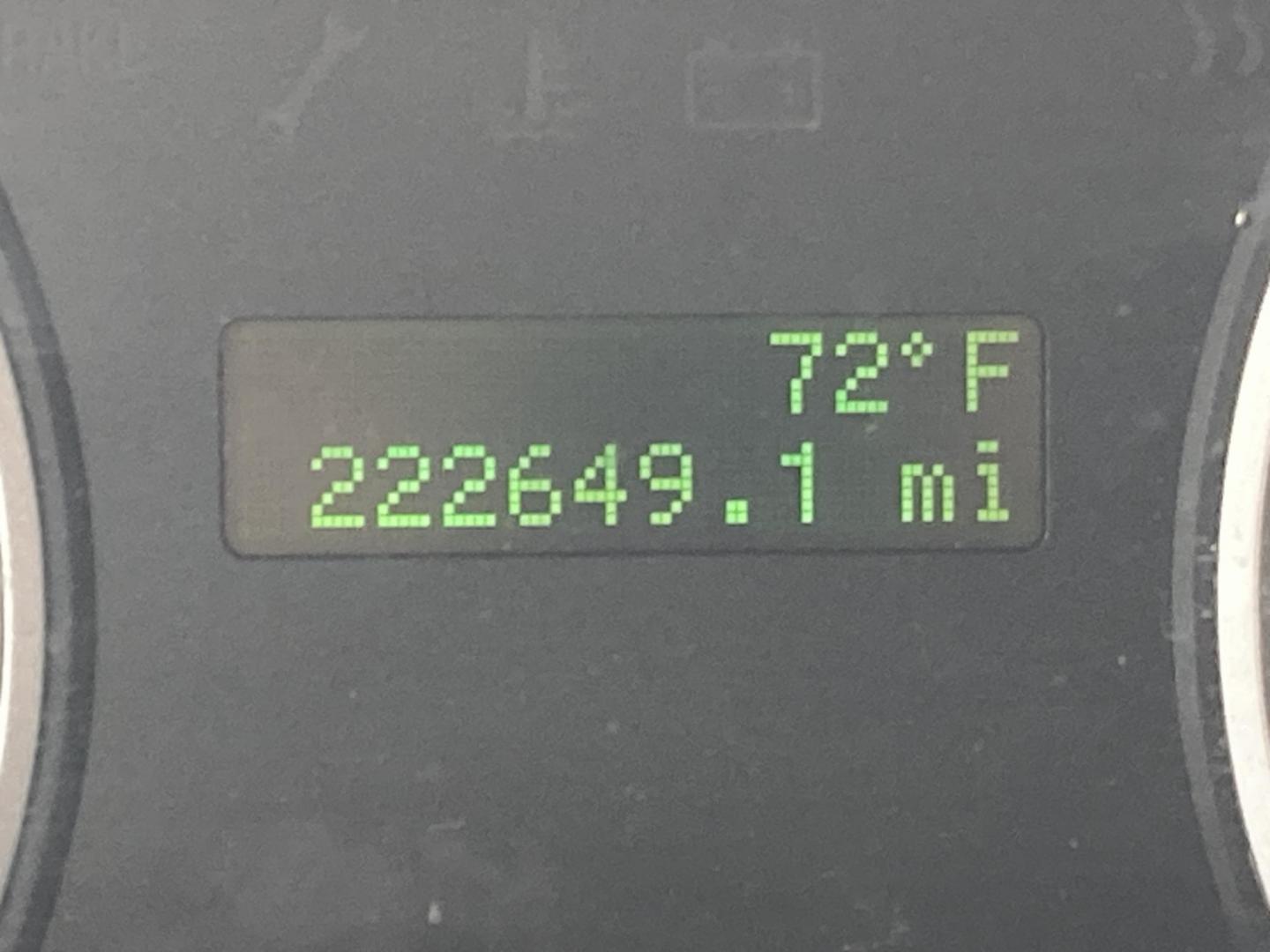 2010 Silver Ford Explorer Sport Trac XLT 4.0L 4WD (1FMEU5BE4AU) with an 4.0L V6 SOHC 12V engine, 5-Speed Automatic transmission, located at 1800 South Ihm Blvd, Freeport, IL, 61032, (815) 232-5543, 42.278645, -89.607994 - Explorer Sport Trac XLT 4D SUV 4WD - Photo#6