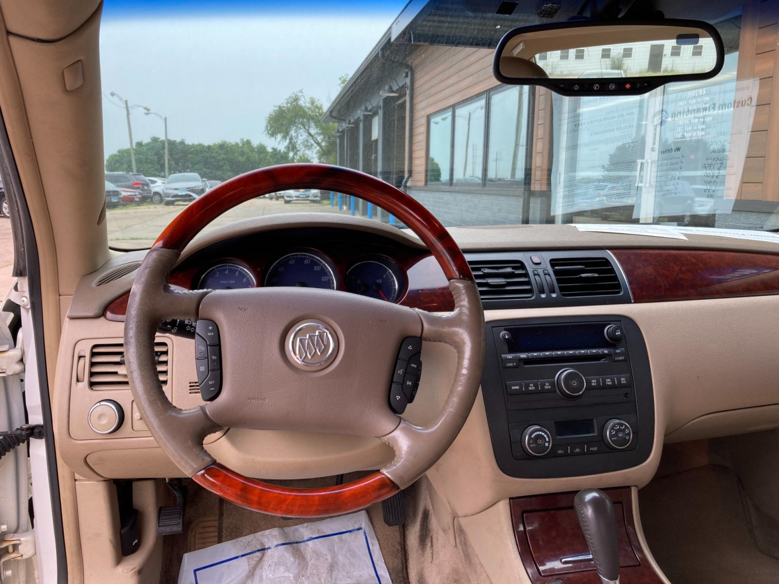 2006 Golden Whitw Met Buick Lucerne CXS (1G4HE57Y26U) with an 4.6L V8 DOHC 32V engine, 4-Speed Automatic Overdrive transmission, located at 1800 South Ihm Blvd, Freeport, IL, 61032, (815) 232-5543, 42.278645, -89.607994 - Photo #4