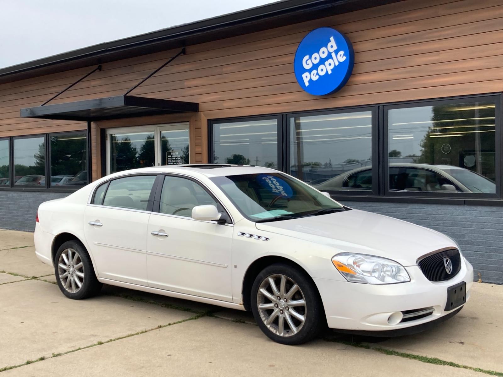 2006 Golden Whitw Met Buick Lucerne CXS (1G4HE57Y26U) with an 4.6L V8 DOHC 32V engine, 4-Speed Automatic Overdrive transmission, located at 1800 South Ihm Blvd, Freeport, IL, 61032, (815) 232-5543, 42.278645, -89.607994 - Photo #7