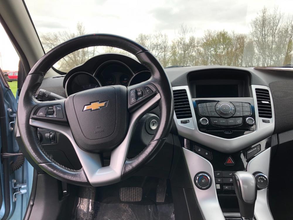 2012 Ice Blue Met Chevrolet Cruze LT (1G1PG5SCXC7) with an 1.4L I-4 MFI DOHC T/C engine, located at 1800 South Ihm Blvd, Freeport, IL, 61032, (815) 232-5543, 42.278645, -89.607994 - Photo #5