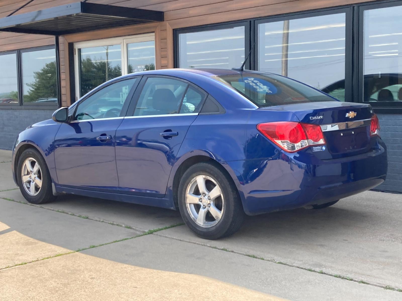 2012 Deep Water Blue Chevrolet Cruze 1LT (1G1PF5SC0C7) with an 1.4L L4 DOHC 16V TURBO engine, 6-Speed Automatic transmission, located at 1800 South Ihm Blvd, Freeport, IL, 61032, (815) 232-5543, 42.278645, -89.607994 - Photo #2