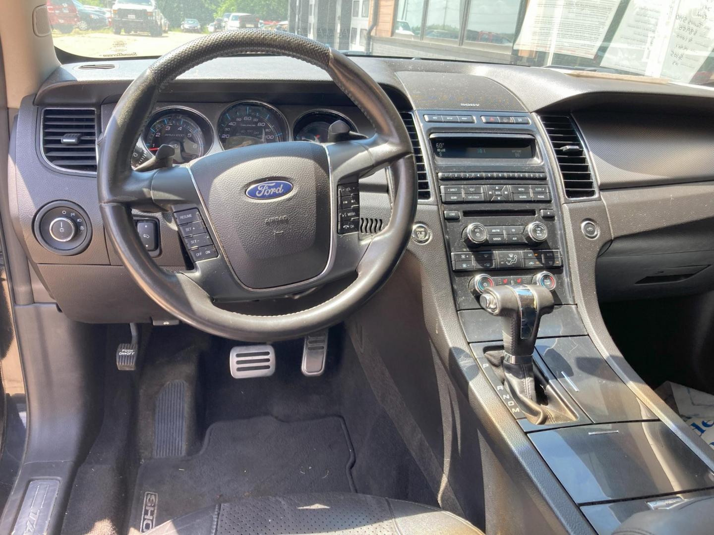 2011 Black Met Ford Taurus SHO FWD (1FAHP2KT5BG) with an 3.5L V6 DOHC 24V engine, 6-Speed Automatic transmission, located at 1800 South Ihm Blvd, Freeport, IL, 61032, (815) 232-5543, 42.278645, -89.607994 - Photo#6