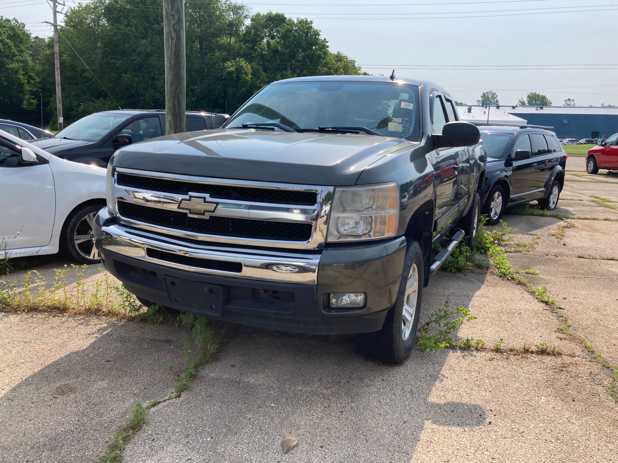 photo of 2011 Chevrolet Silverado 1500 EXTENDED CAB PICKUP 4-DR