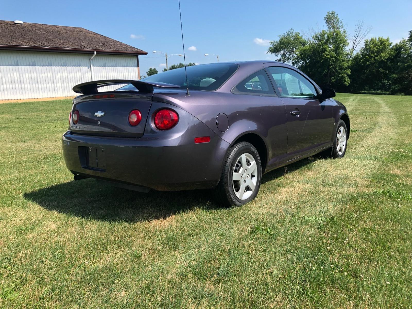 2006 Majestic Amythist Met Chevrolet Cobalt LS Coupe (1G1AK15F067) with an 2.2L L4 DOHC 16V engine, located at 1800 South Ihm Blvd, Freeport, IL, 61032, (815) 232-5543, 42.278645, -89.607994 - Photo #2