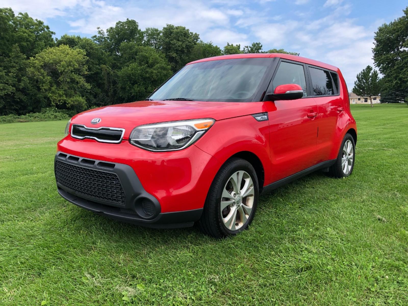 2014 Lipstick Red Kia Soul + (KNDJP3A55E7) with an 2.0L L4 DOHC 16V engine, 6-Speed Automatic transmission, located at 1800 South Ihm Blvd, Freeport, IL, 61032, (815) 232-5543, 42.278645, -89.607994 - Soul + 4D Wagon - Photo #0