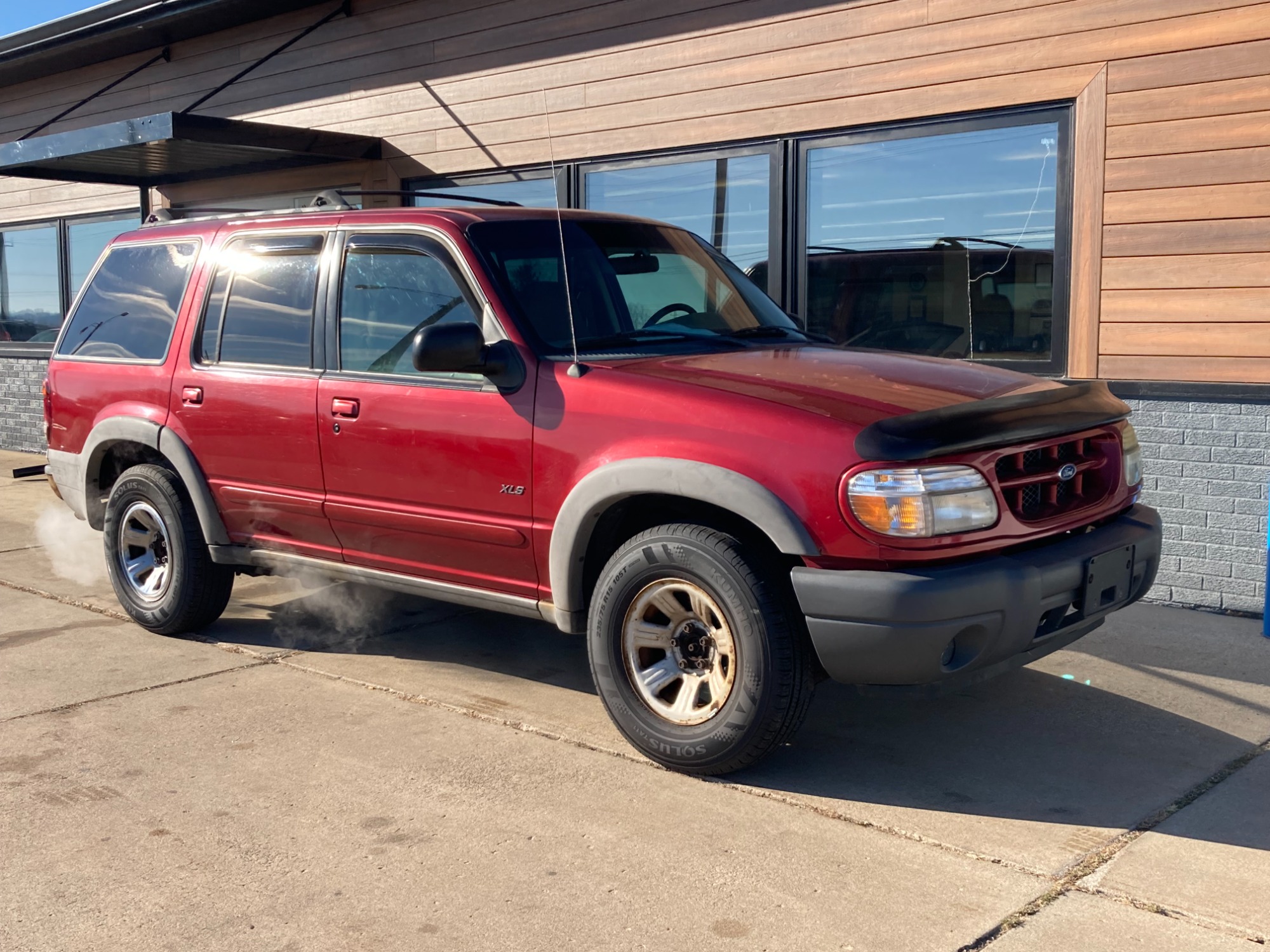 photo of 2000 Ford Explorer SPORT UTILITY 4-DR
