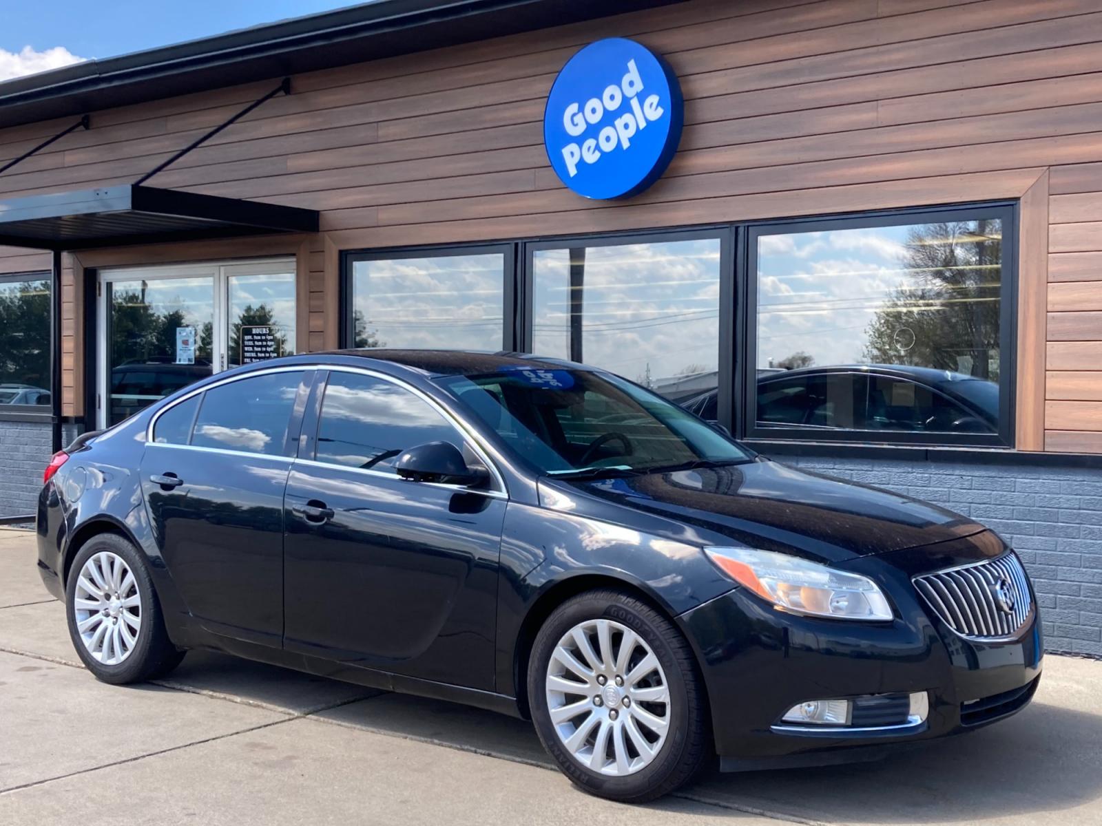 2011 Carbon Black Buick Regal CXL - 1XL (W04GN5EC3B1) with an 2.4L L4 DOHC 16V engine, 6-Speed Automatic transmission, located at 1800 South Ihm Blvd, Freeport, IL, 61032, (815) 232-5543, 42.278645, -89.607994 - Photo #0