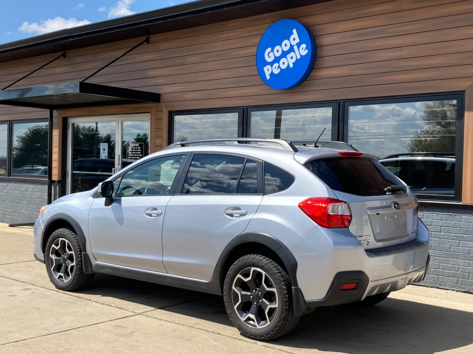 2014 Ice Silver Met. Subaru XV Crosstrek 2.0 Limited (JF2GPAKC3E8) with an 2.0L L4 DOHC 16V engine, Continuously Variable Transmission transmission, located at 1800 South Ihm Blvd, Freeport, IL, 61032, (815) 232-5543, 42.278645, -89.607994 - XV Crosstrek Limited 4D Wagon - Photo #2