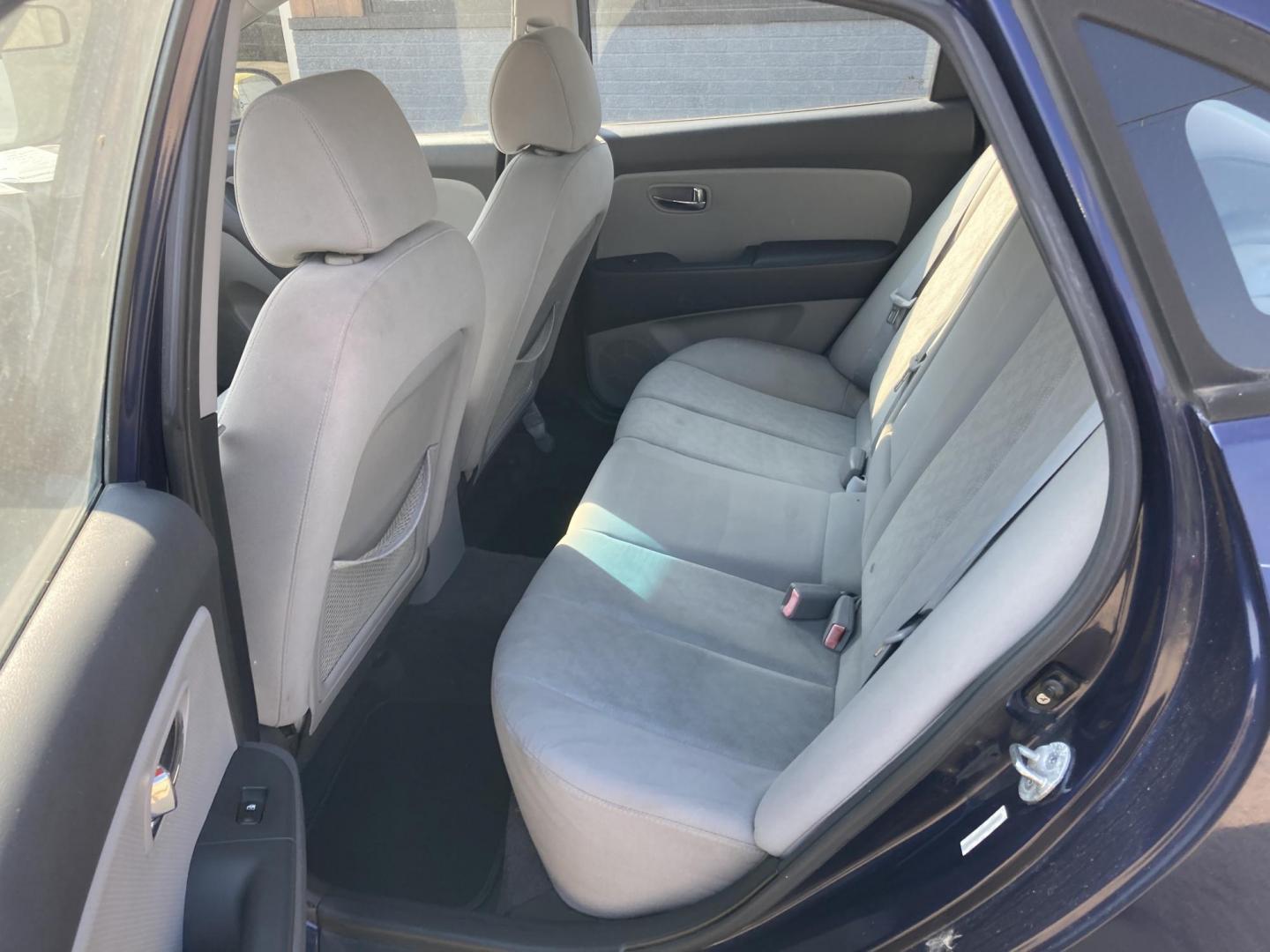 2010 Dark Blue Hyundai Elantra GLS (KMHDU4AD8AU) with an 2.0L L4 DOHC 16V engine, located at 1800 South Ihm Blvd, Freeport, IL, 61032, (815) 232-5543, 42.278645, -89.607994 - Elantra GLS 4D Sedan - Photo#5