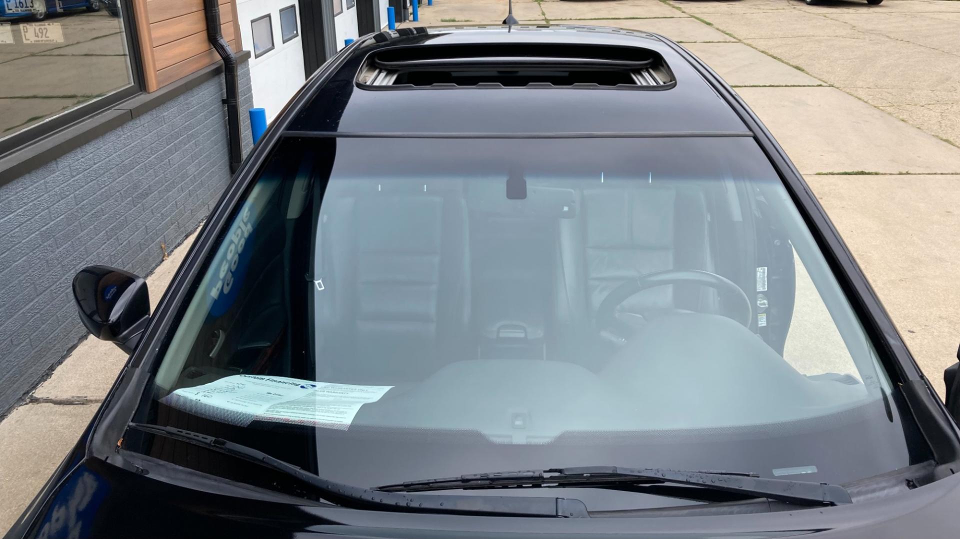 2012 Crystal Black Honda Accord Crosstour EX-L V-6 4WD w/ Navigation (5J6TF2H51CL) with an 3.5L V6 SOHC 24V engine, 5-Speed Automatic transmission, located at 1800 South Ihm Blvd, Freeport, IL, 61032, (815) 232-5543, 42.278645, -89.607994 - Photo#10