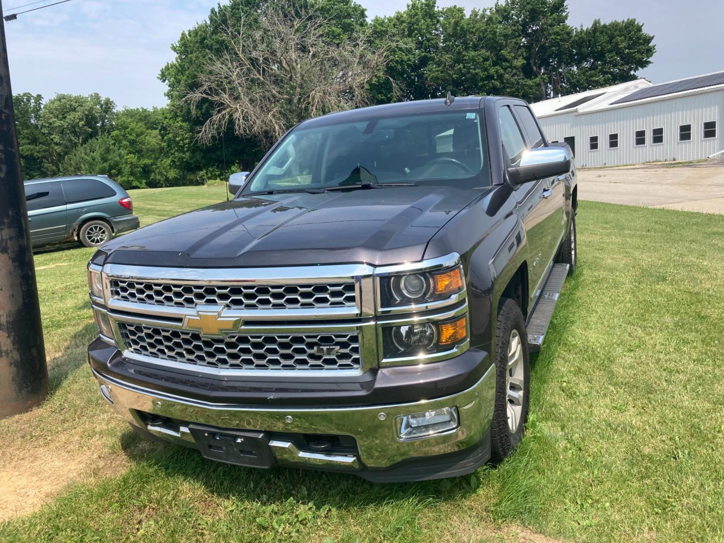 2014 Tungston Met Chevrolet Silverado 1500 LTZ Z71 (3GCUKSEC5EG) with an 5.3L V8 DI VVT Flex engine, located at 1800 South Ihm Blvd, Freeport, IL, 61032, (815) 232-5543, 42.278645, -89.607994 - Photo#0