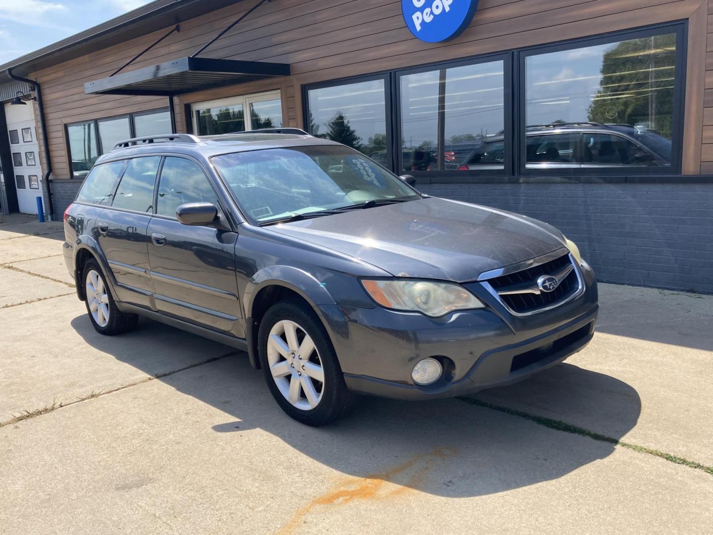 2008 Charcol Gray Met Subaru Outback 2.5i Limited (4S4BP62C087) with an 2.5L H4 SOHC 16V engine, 4-Speed Automatic transmission, located at 1800 South Ihm Blvd, Freeport, IL, 61032, (815) 232-5543, 42.278645, -89.607994 - Outback Limited 4D Wagon - Photo#2