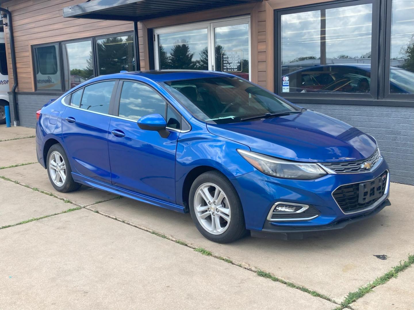 2016 Vector Blue Met. Chevrolet Cruze LT Auto (1G1BE5SM3G7) with an 1.4L L4 DOHC 16V TURBO engine, 6A transmission, located at 1800 South Ihm Blvd, Freeport, IL, 61032, (815) 232-5543, 42.278645, -89.607994 - Photo#0