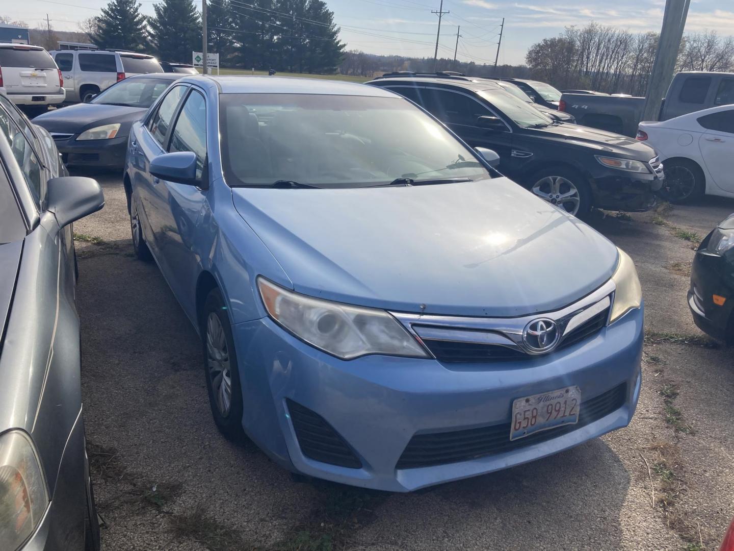 2012 Sky Blue Toyota Camry SE (4T4BF1FK0CR) with an 2.5L L4 DOHC 16V engine, 6-Speed Automatic transmission, located at 1800 South Ihm Blvd, Freeport, IL, 61032, (815) 232-5543, 42.278645, -89.607994 - Camry LE 4D Sedan - Photo#0