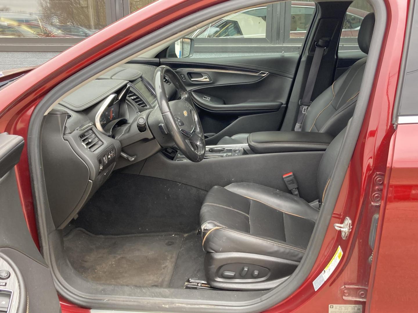 2016 Siren Red Met Chevrolet Impala LTZ (2G1145S32G9) with an 3.6L V6 DOHC 24V engine, 6A transmission, located at 1800 South Ihm Blvd, Freeport, IL, 61032, (815) 232-5543, 42.278645, -89.607994 - Impala LTZ 4D Sedan V6 - Photo#4