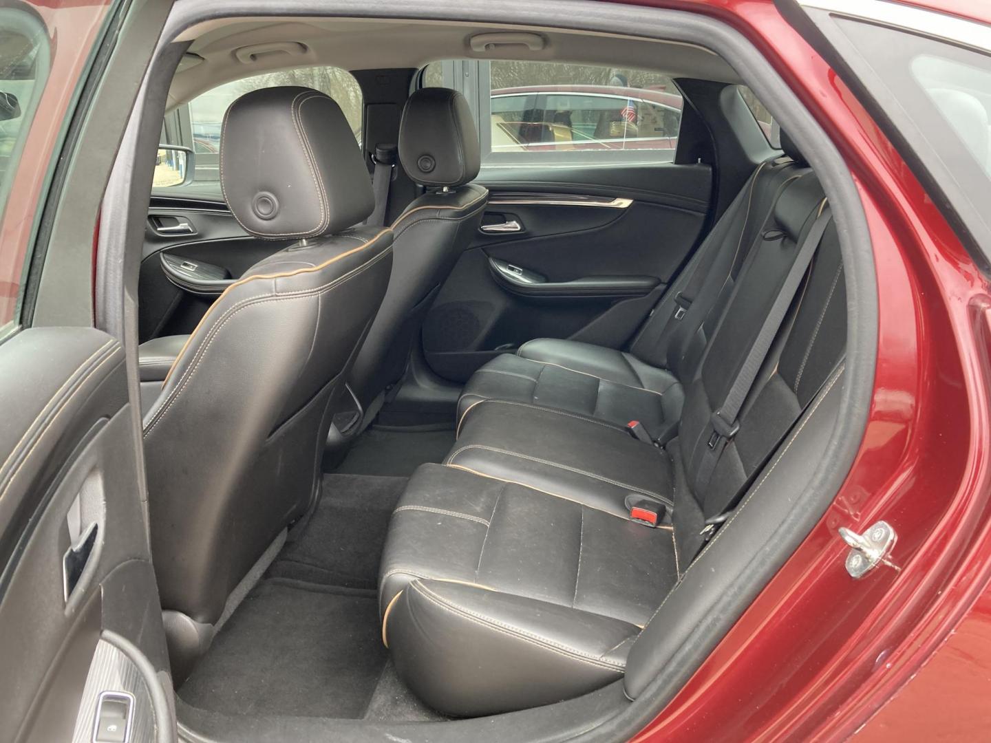 2016 Siren Red Met Chevrolet Impala LTZ (2G1145S32G9) with an 3.6L V6 DOHC 24V engine, 6A transmission, located at 1800 South Ihm Blvd, Freeport, IL, 61032, (815) 232-5543, 42.278645, -89.607994 - Impala LTZ 4D Sedan V6 - Photo#7