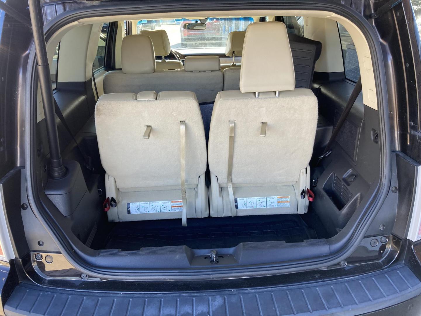 2013 Kodiak Brown Met Ford Flex Limited AWD (2FMHK6D86DB) with an 3.5L V6 DOHC 24V engine, 6-Speed Automatic Overdrive transmission, located at 1800 South Ihm Blvd, Freeport, IL, 61032, (815) 232-5543, 42.278645, -89.607994 - Photo#9
