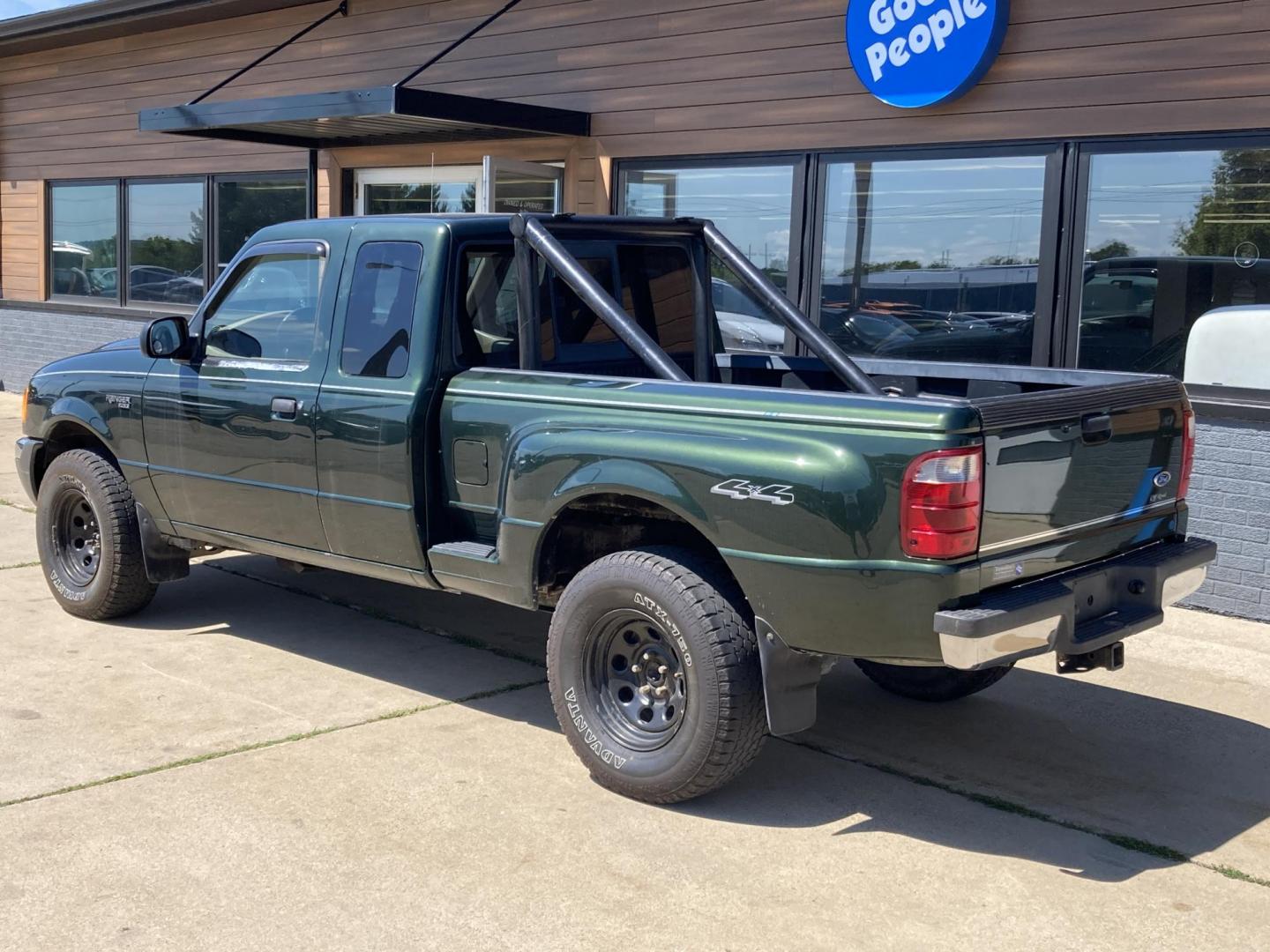 2001 Forest Green Met Ford Ranger Edge Plus SuperCab 4.0 4WD (1FTZR15E81T) with an 4.0L V6 SOHC 12V engine, 5-Speed Automatic Overdrive transmission, located at 1800 South Ihm Blvd, Freeport, IL, 61032, (815) 232-5543, 42.278645, -89.607994 - Photo#3