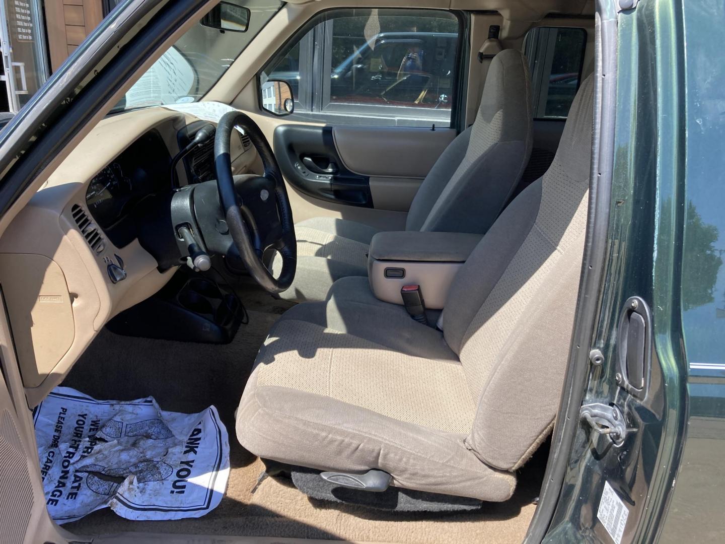2001 Forest Green Met Ford Ranger Edge Plus SuperCab 4.0 4WD (1FTZR15E81T) with an 4.0L V6 SOHC 12V engine, 5-Speed Automatic Overdrive transmission, located at 1800 South Ihm Blvd, Freeport, IL, 61032, (815) 232-5543, 42.278645, -89.607994 - Photo#4
