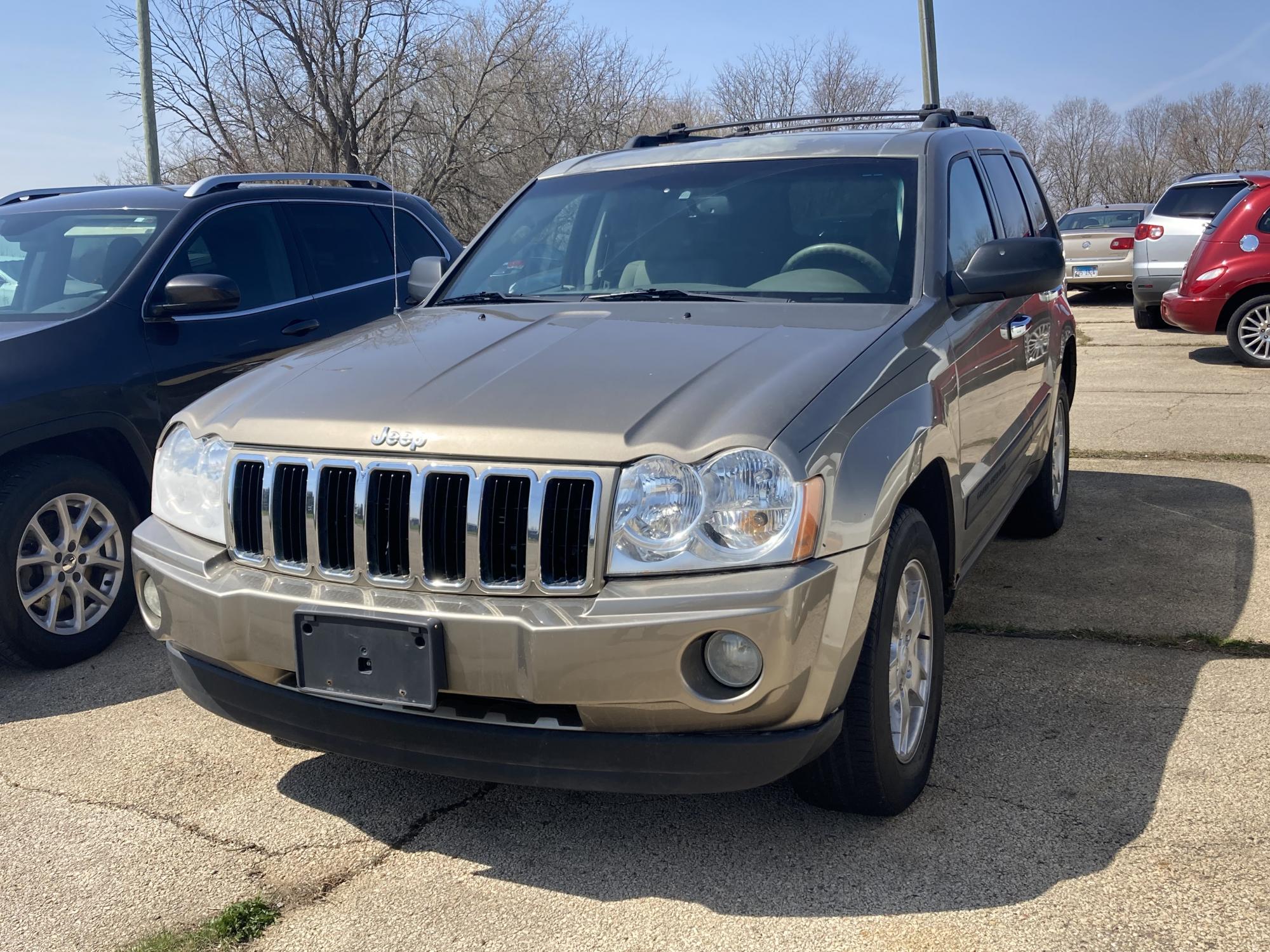 photo of 2006 Jeep Grand Cherokee Laredo 4WD