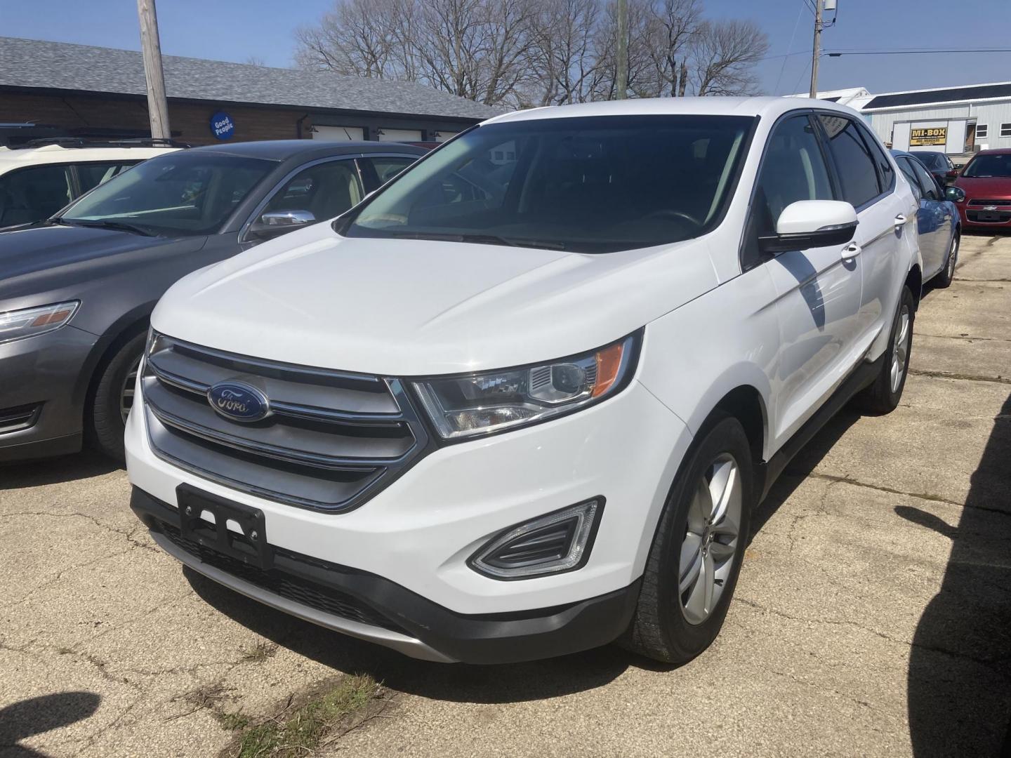 2016 Arctic White Ford Edge SEL AWD (2FMPK4J99GB) with an 2.0L L4 DOHC 16V engine, 6A transmission, located at 1800 South Ihm Blvd, Freeport, IL, 61032, (815) 232-5543, 42.278645, -89.607994 - Edge SEL 4D SUV AWD - Photo#0