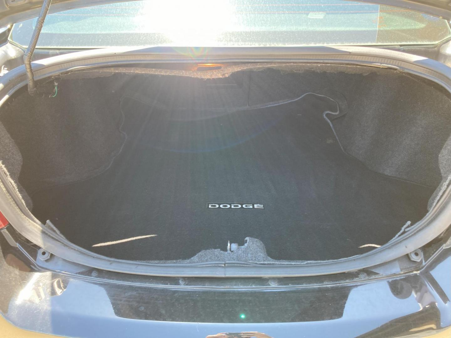 2011 Black Dodge Avenger Mainstreet (1B3BD1FB1BN) with an 2.4L L4 DOHC 16V engine, 6-Speed Automatic transmission, located at 1800 South Ihm Blvd, Freeport, IL, 61032, (815) 232-5543, 42.278645, -89.607994 - Photo#8