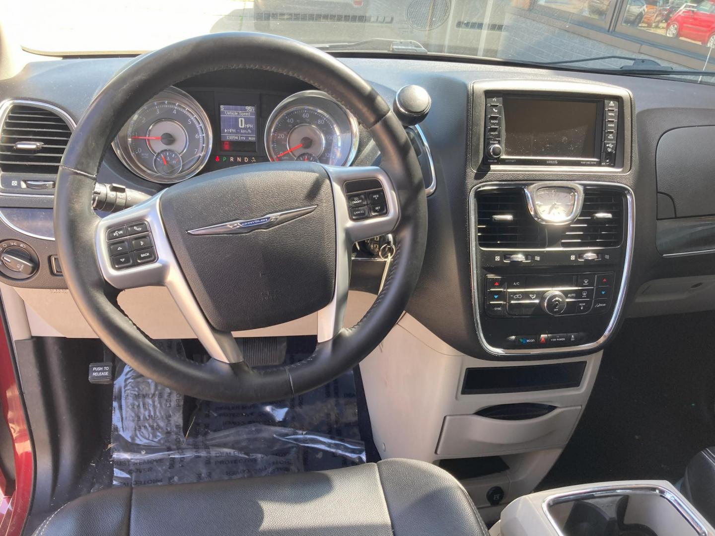 2014 Inferno Red Met Chrysler Town and Country Touring (2C4RC1BG9ER) with an 3.6L V6 DOHC 24V engine, 6-Speed Automatic transmission, located at 1800 South Ihm Blvd, Freeport, IL, 61032, (815) 232-5543, 42.278645, -89.607994 - Photo#2