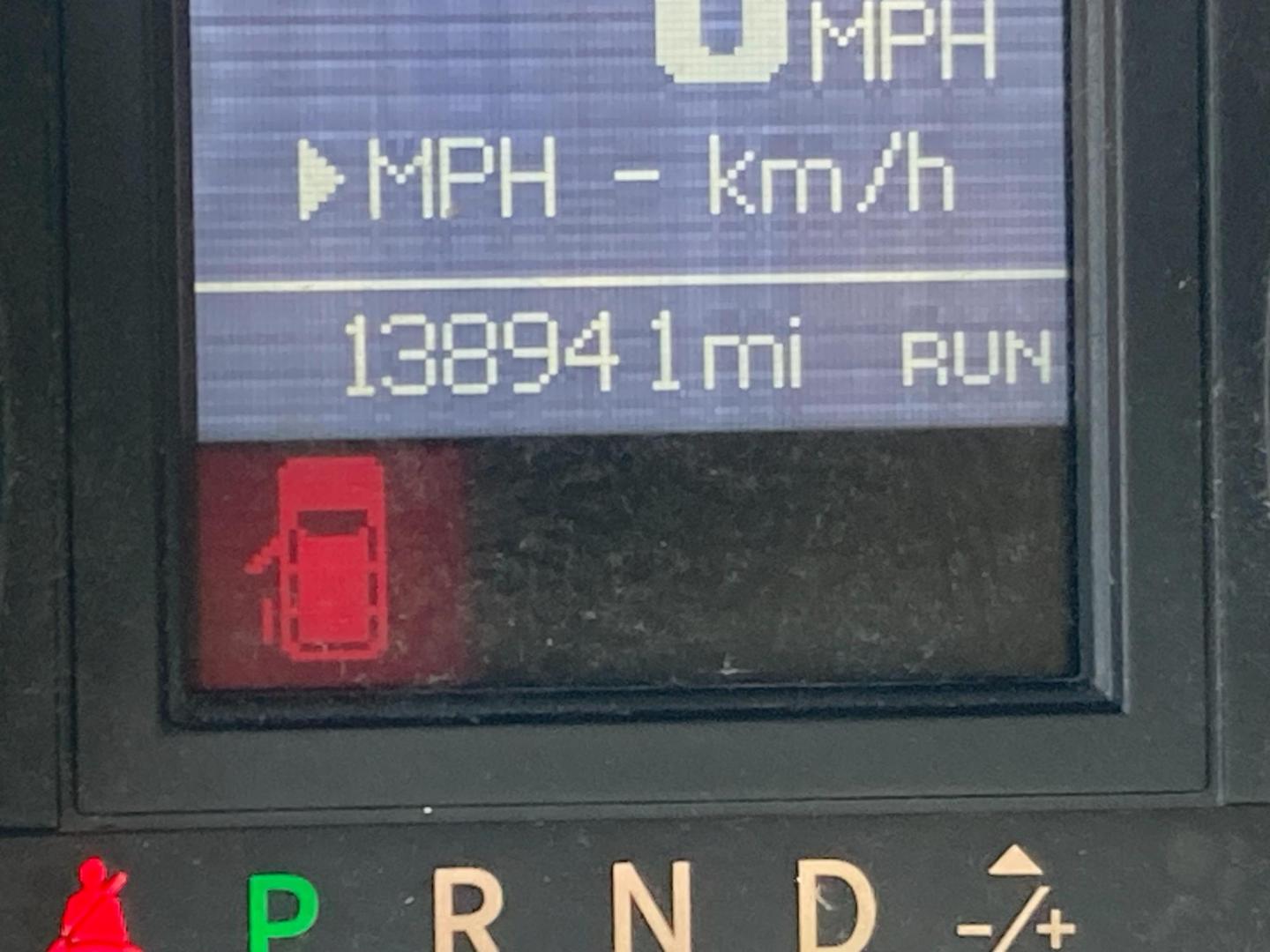 2014 Inferno Red Met Chrysler Town and Country Touring (2C4RC1BG9ER) with an 3.6L V6 DOHC 24V engine, 6-Speed Automatic transmission, located at 1800 South Ihm Blvd, Freeport, IL, 61032, (815) 232-5543, 42.278645, -89.607994 - Town and Country Touring Wagon LWB - Photo#6