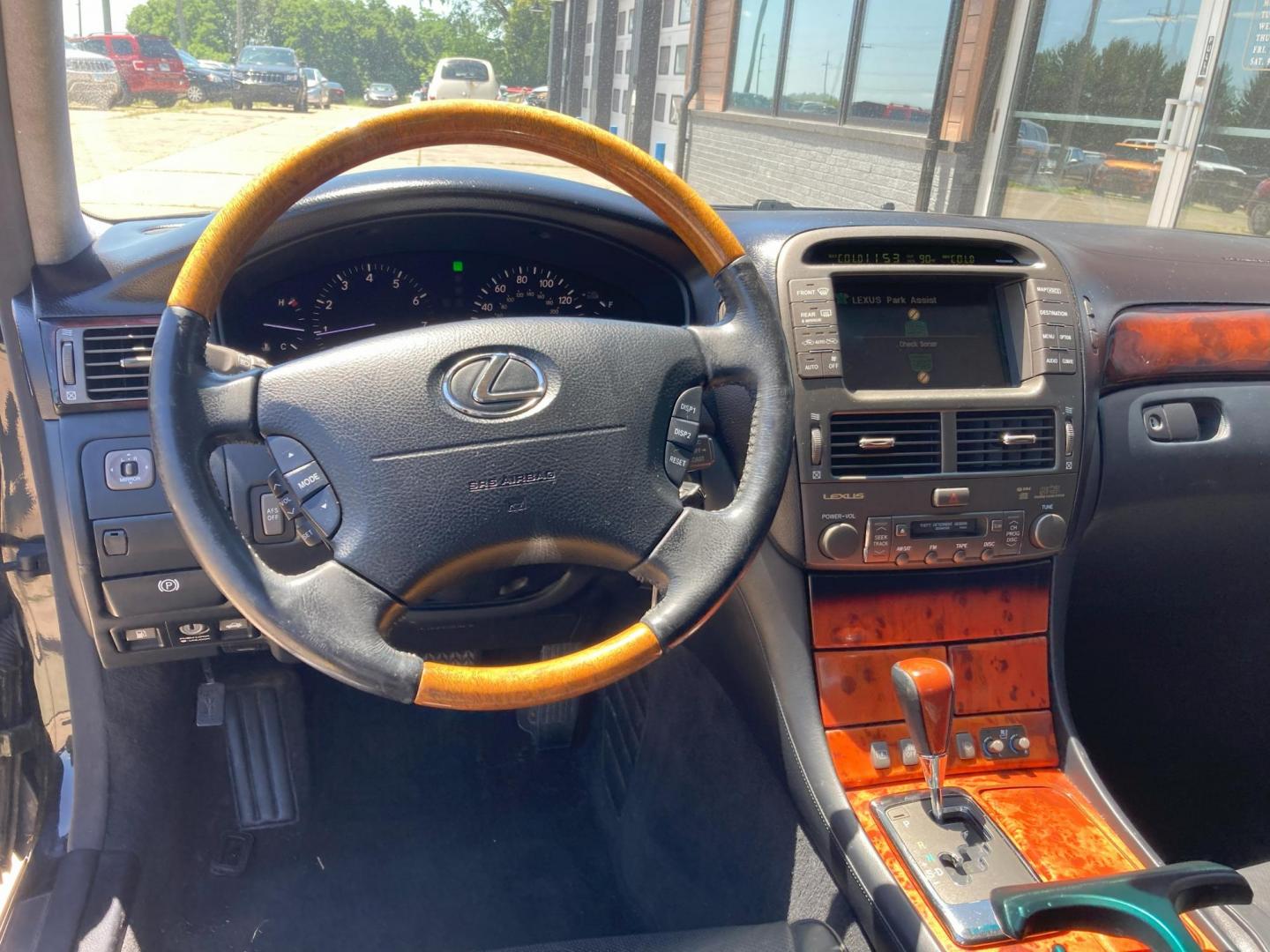2004 Black Onyx Lexus LS 430 Sedan (JTHBN36F440) with an 4.3L V8 DOHC 32V engine, 6-Speed Automatic Overdrive transmission, located at 1800 South Ihm Blvd, Freeport, IL, 61032, (815) 232-5543, 42.278645, -89.607994 - Photo#6