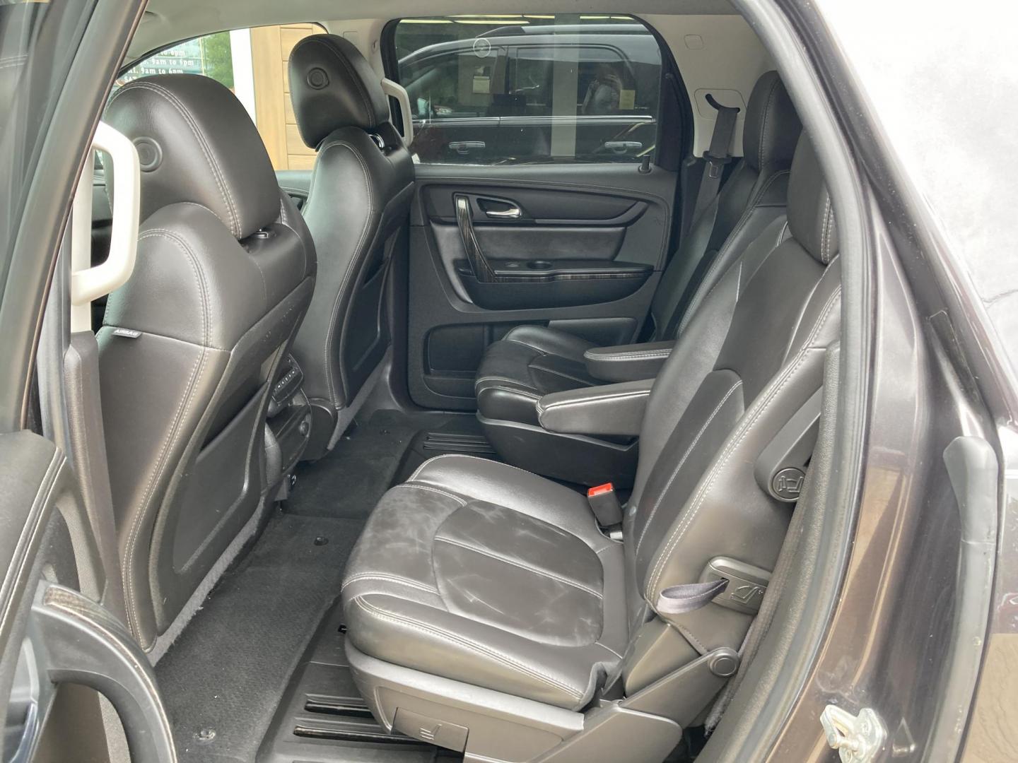 2016 Amethyst Met GMC Acadia SLT-1 AWD (1GKKVRKD8GJ) with an 3.6L V6 DOHC 24V engine, 6A transmission, located at 1800 South Ihm Blvd, Freeport, IL, 61032, (815) 232-5543, 42.278645, -89.607994 - Acadia SLT1 4D SUV AWD - Photo#7