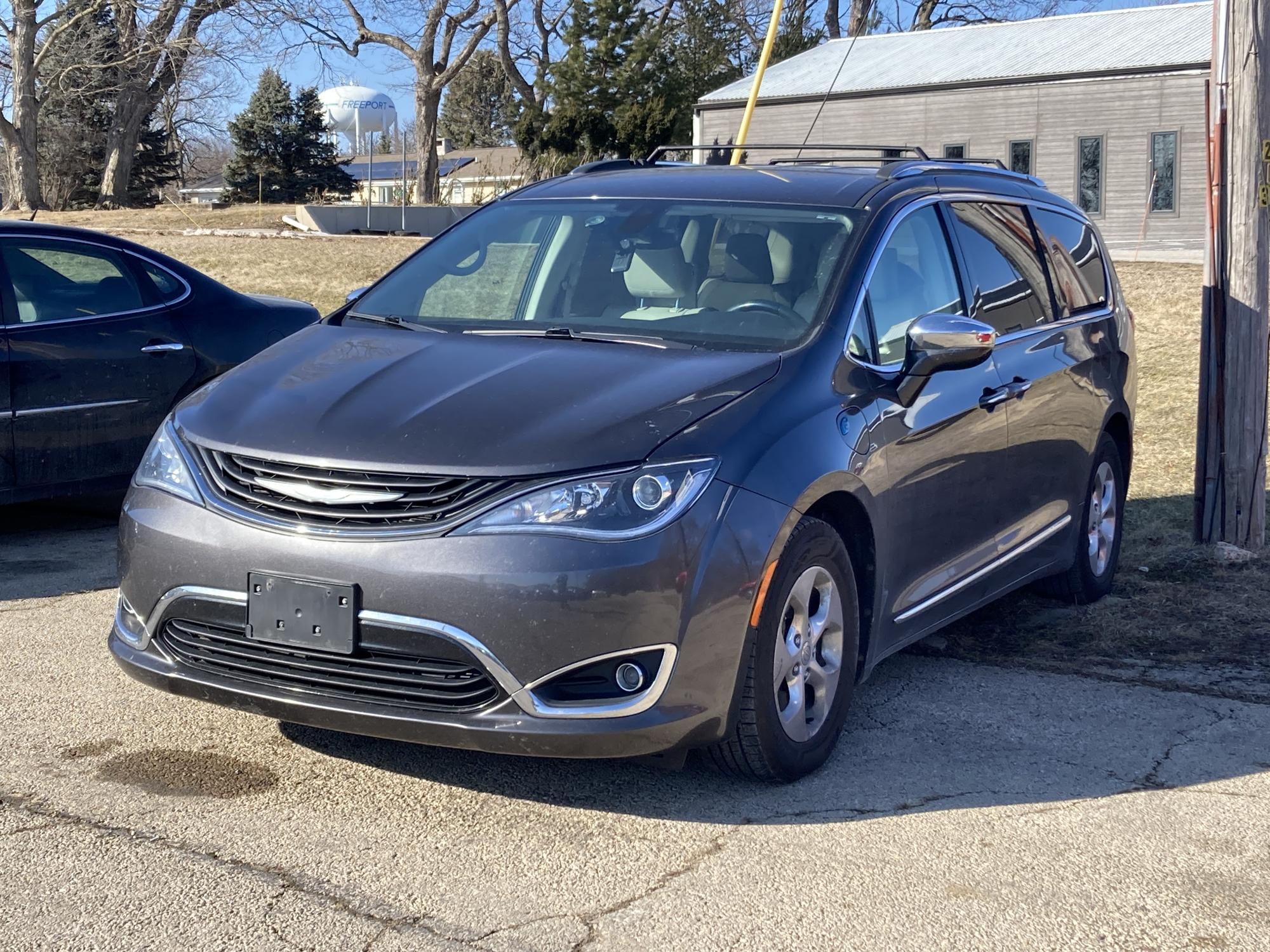 2018 Chrysler Pacifica Hybrid Limited