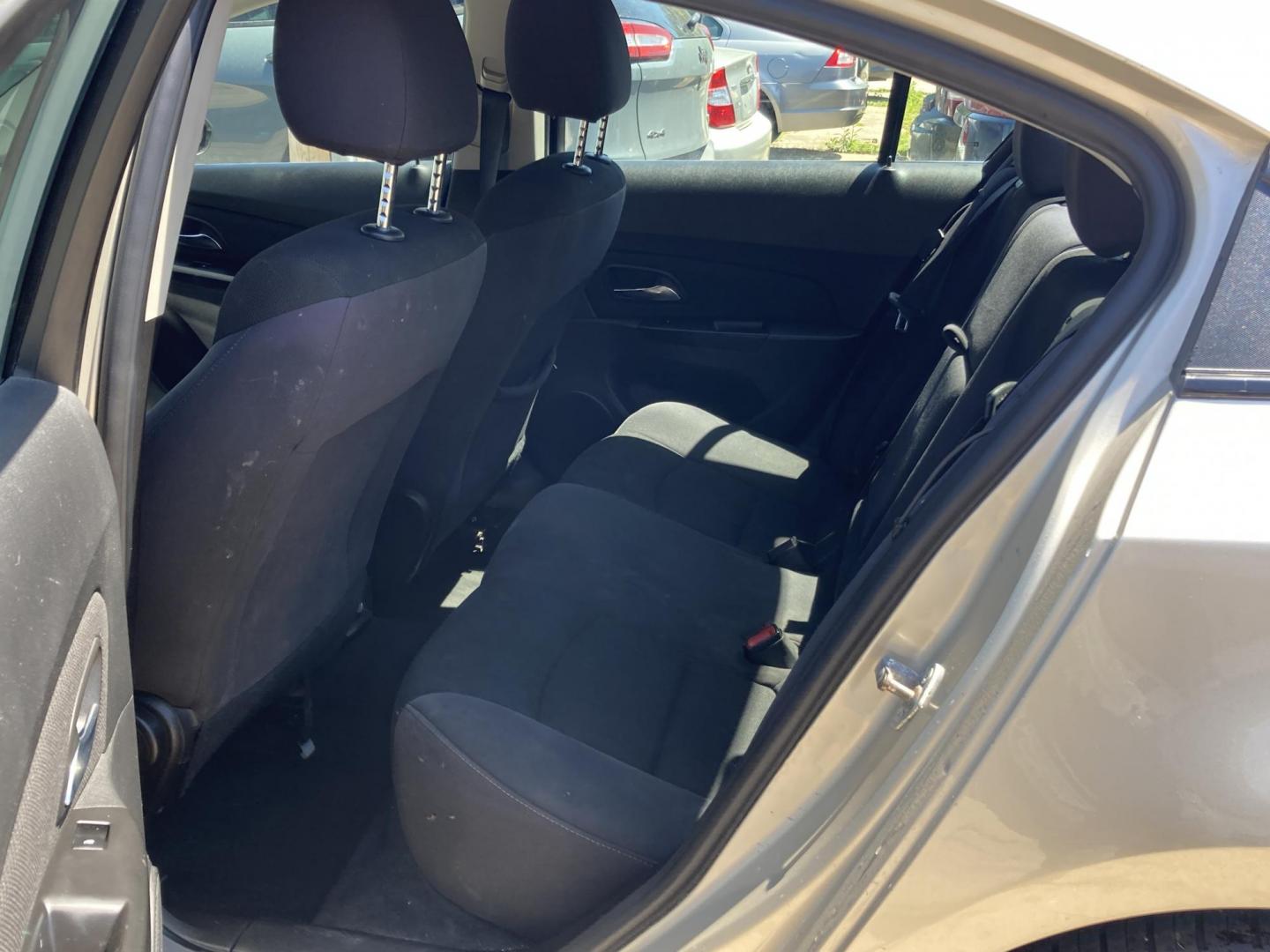2013 Harvest Gold Met Chevrolet Cruze ECO Auto (1G1PH5SB4D7) with an 1.4L L4 DOHC 16V TURBO engine, 6-Speed Automatic transmission, located at 1800 South Ihm Blvd, Freeport, IL, 61032, (815) 232-5543, 42.278645, -89.607994 - Cruze Eco 4D Sedan - Photo#7