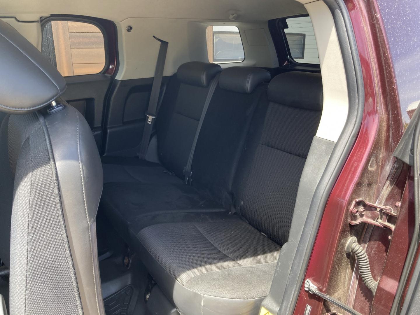 2007 Black Cherry Pearlcoat Toyota FJ Cruiser 4WD AT (JTEBU11FX70) with an 3.4L V6 DOHC 24V engine, 5-Speed Automatic Overdrive transmission, located at 1800 South Ihm Blvd, Freeport, IL, 61032, (815) 232-5543, 42.278645, -89.607994 - FJ Cruiser 4D SUV 4WD- Photo#7