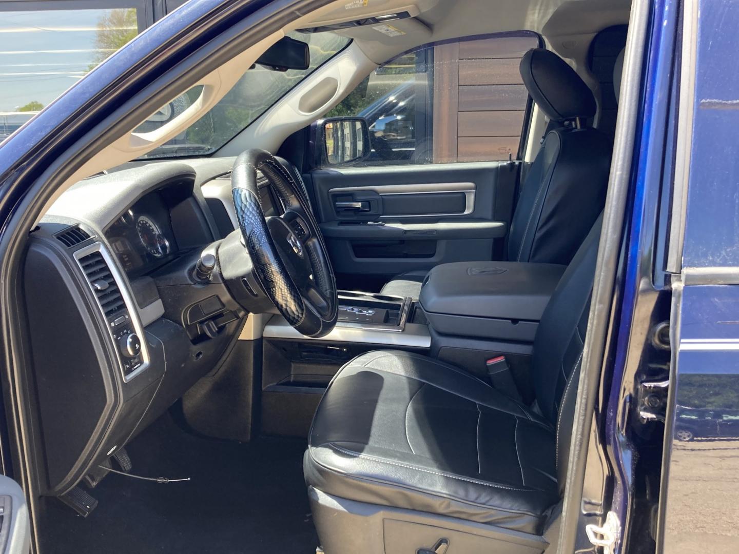 2013 Patriot Blue RAM 1500 SLT Crew Cab SWB 4WD (1C6RR7LT5DS) with an 5.7L V8 OHV 16V engine, 6-Speed Automatic transmission, located at 1800 South Ihm Blvd, Freeport, IL, 61032, (815) 232-5543, 42.278645, -89.607994 - 1500 SLT Crew Cab 4WD- Photo#4
