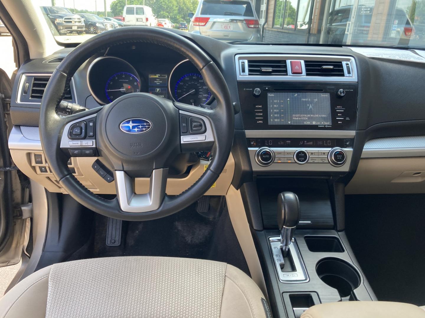 2015 Light Tungsten met Subaru Outback 2.5i Premium (4S4BSBDC3F3) with an 2.5L H4 DOHC 16V engine, 6A transmission, located at 1800 South Ihm Blvd, Freeport, IL, 61032, (815) 232-5543, 42.278645, -89.607994 - Outback Premium 4D Wagon- Photo#5